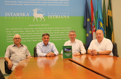 Županu Miletiću uručena „Monografija Bošnjaka Istre“