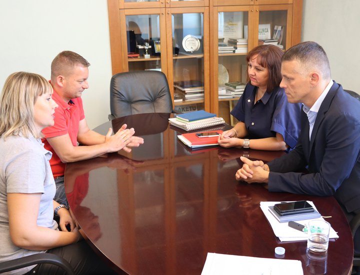 Župan Flego održao sastanak sa županijskim Društvom Crvenog križa