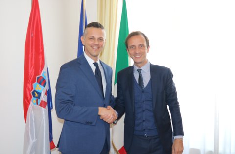 Prvi susret istarskog župana Flega s predsjednikom regije Friuli Venezia Giulia Fedrigom