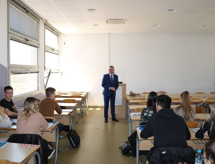 Gli studenti di Pola possono svolgere il loro tirocinio nella Regione Istriana