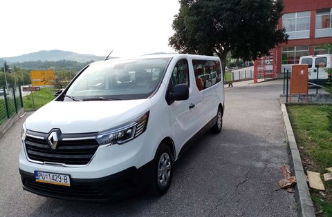 Istarska županija nabavila novo vozilo za prijevoz buzetskih osnovnoškolaca
