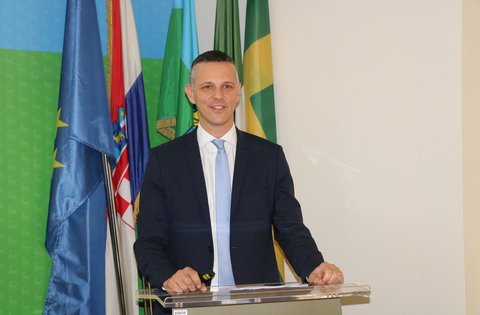 Župan Flego predstavio "Proračun u malom Istarske županije za 2019. godinu"