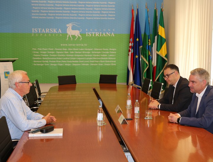 Il presidente Miletić ha ricevuto il nuovo accademico Robert Matijašić