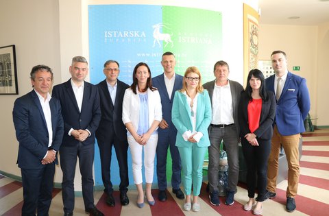 Župan Flego i gradonačelnik Miletić upriličili prijem za delegaciju AP Vojvodine