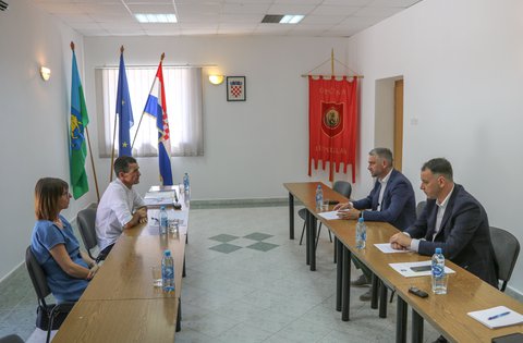 Il presidente Miletić in visita ufficiale al Comune di Lupogliano